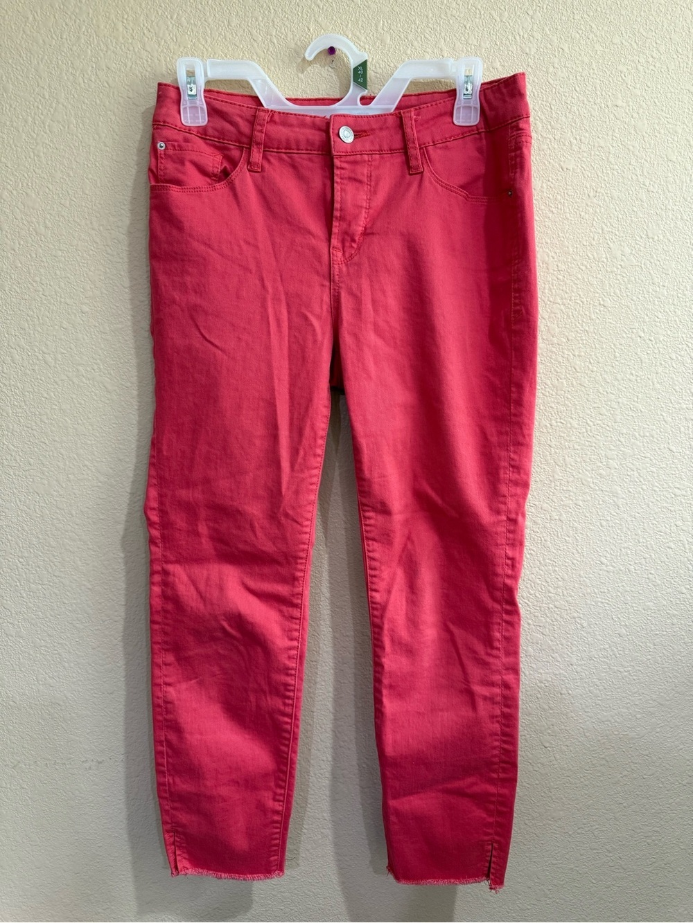 Kensie Skinny Jeans in Coral 6/28